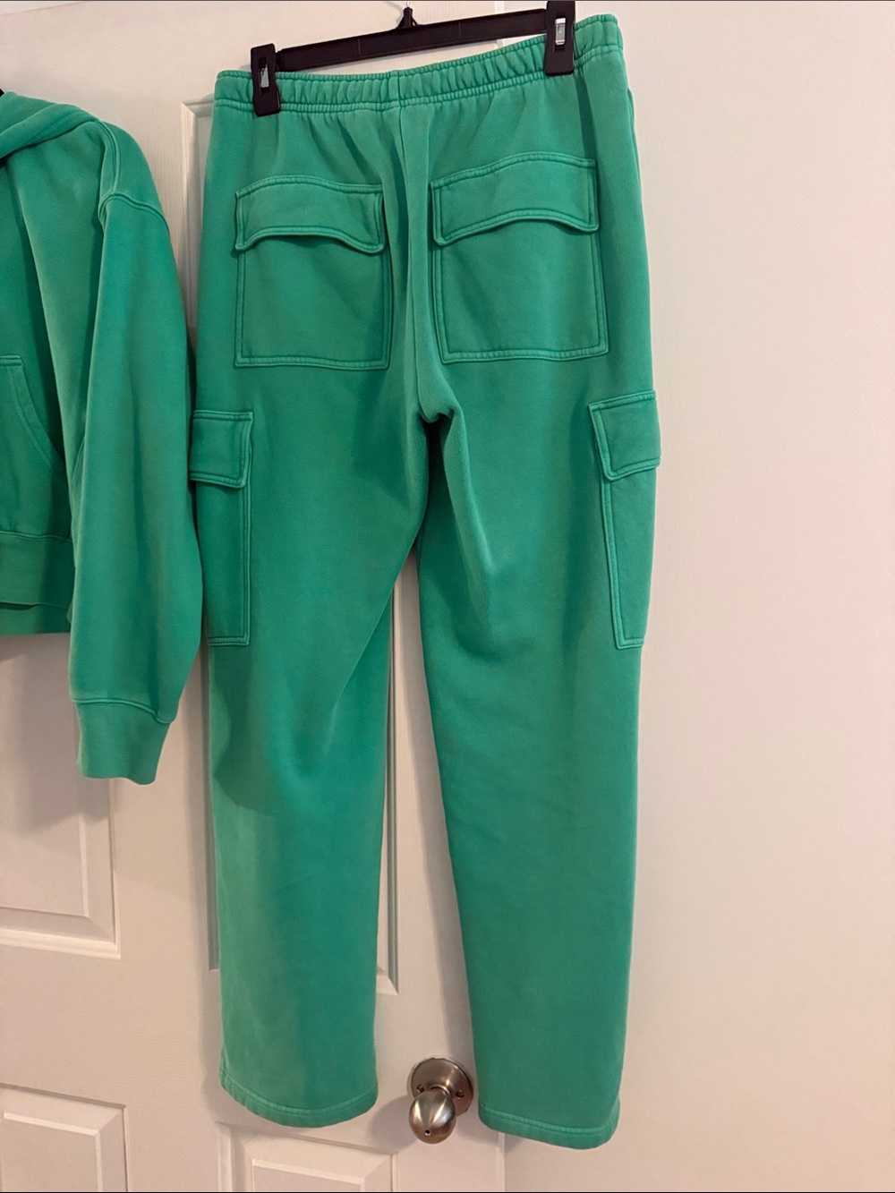 Aritzia Mega Fit Set - Picture 4 of 7